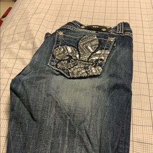 Miss me jeans. 29 and in seam is 27.